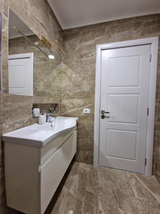 Absolut Vollga Apartment Durres Ngoại thất bức ảnh